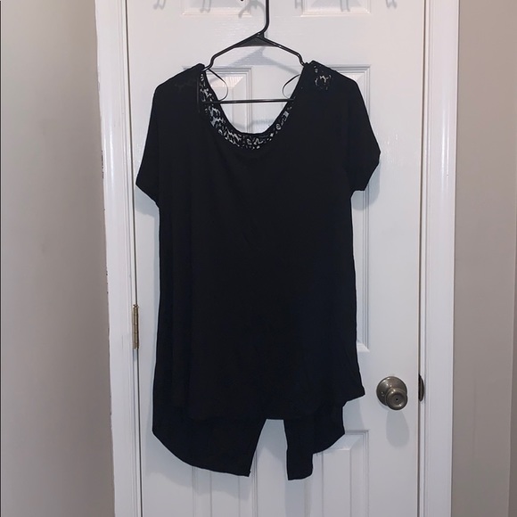 Black lace top tunic - Picture 1 of 3